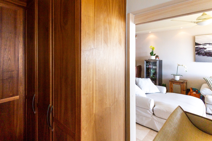 2 Bedroom Property for Sale in Mouille Point Western Cape